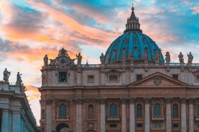 Living by Vatican with panoramic terraces in Rome
